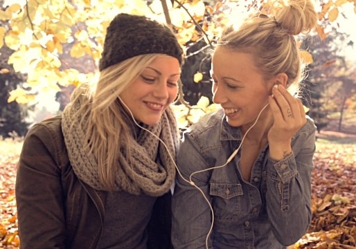 russian women at park